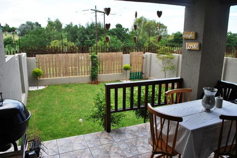 To Let 2 Bedroom Property for Rent in Paulshof Gauteng