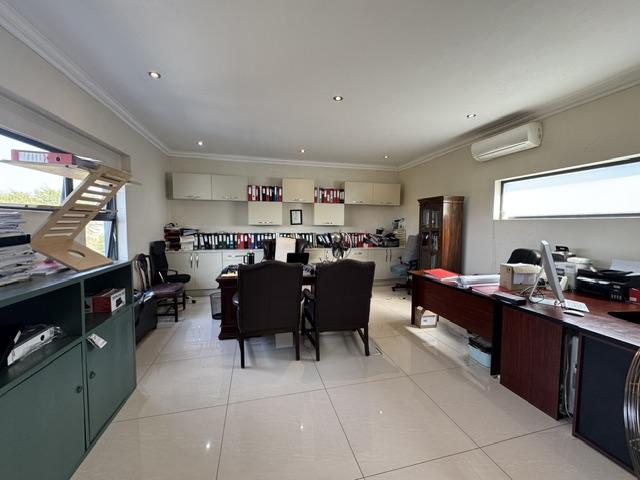 5 Bedroom Property for Sale in Midstream Ridge Gauteng