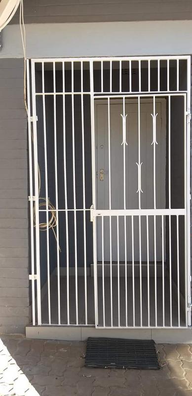 To Let 3 Bedroom Property for Rent in Sandringham Gauteng