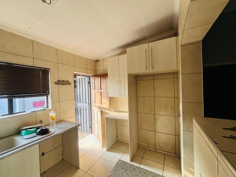 7 Bedroom Property for Sale in Benoni Central Gauteng