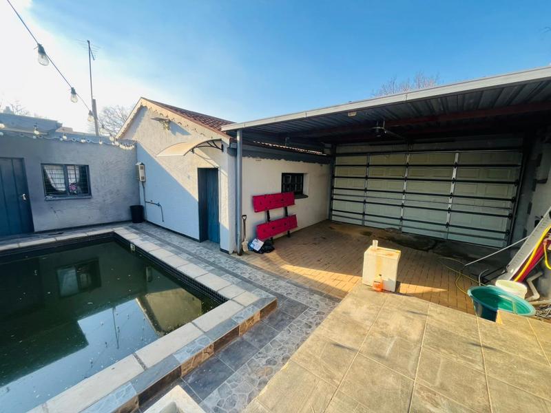 7 Bedroom Property for Sale in Benoni Central Gauteng