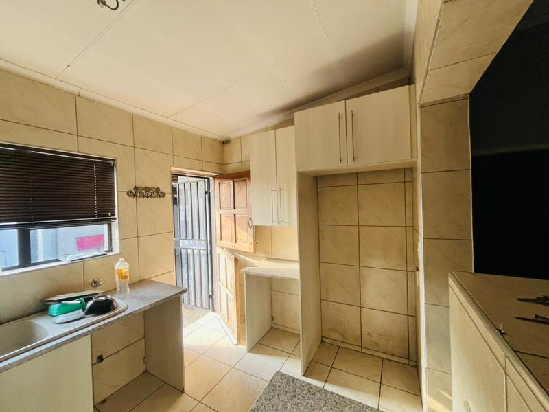 7 Bedroom Property for Sale in Benoni Central Gauteng