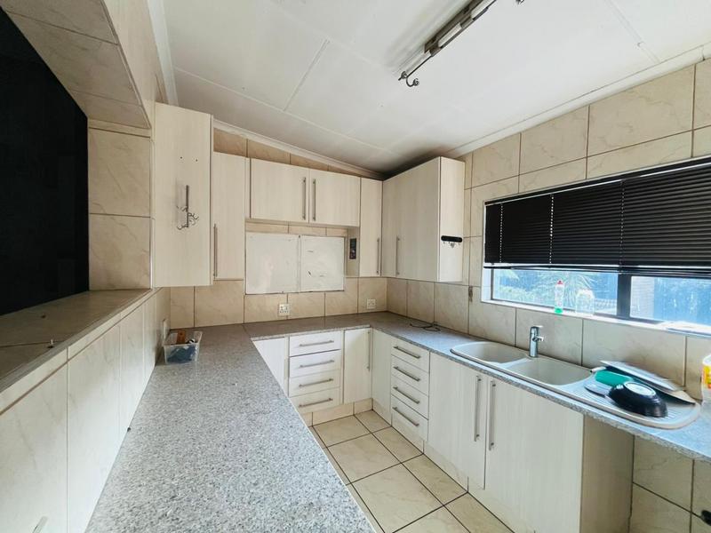 7 Bedroom Property for Sale in Benoni Central Gauteng