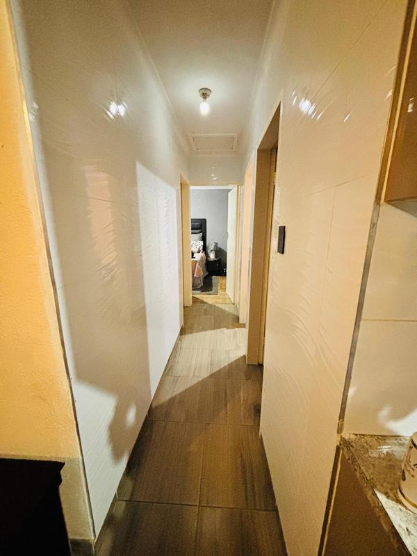 3 Bedroom Property for Sale in Windmill Park Gauteng