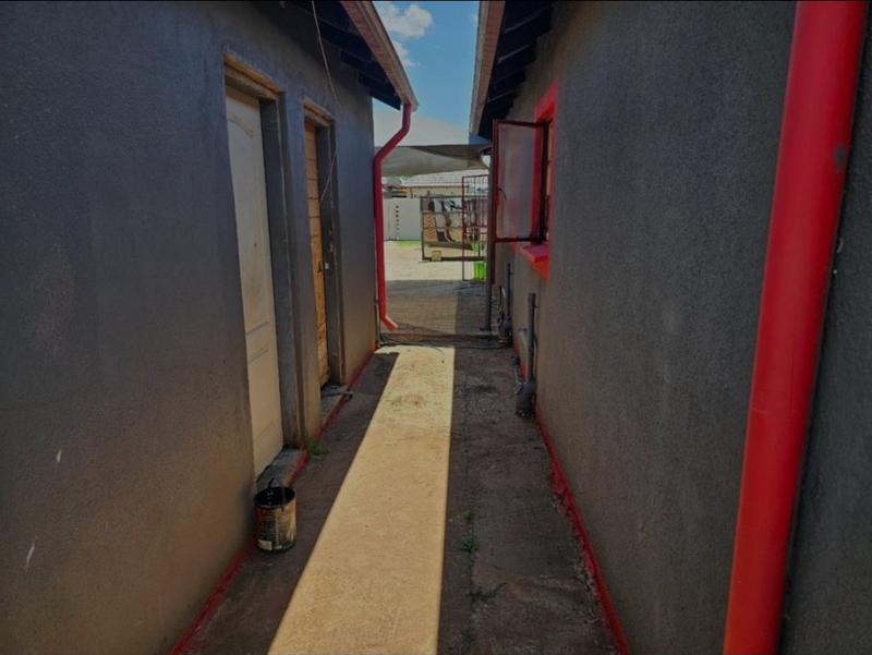 2 Bedroom Property for Sale in The Orchards Gauteng