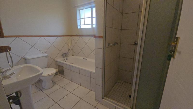 2 Bedroom Property for Sale in Ninapark Gauteng