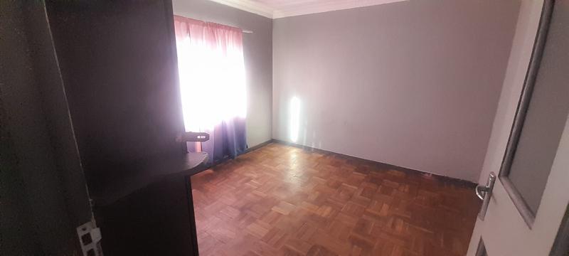 3 Bedroom Property for Sale in Mountain View Gauteng