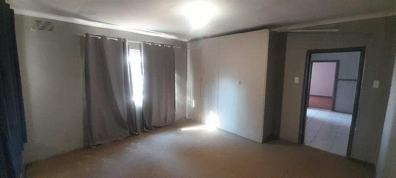 3 Bedroom Property for Sale in Mountain View Gauteng