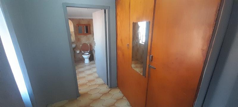 3 Bedroom Property for Sale in Mountain View Gauteng