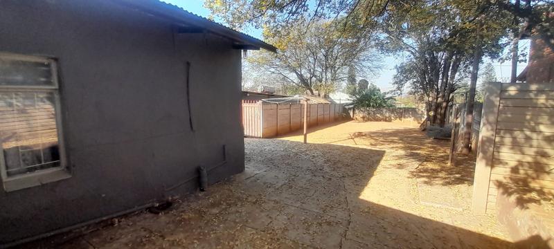 3 Bedroom Property for Sale in Mountain View Gauteng