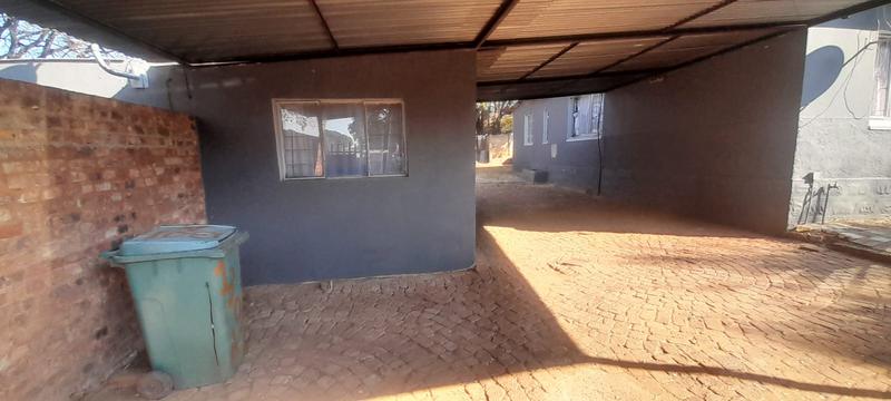 3 Bedroom Property for Sale in Mountain View Gauteng