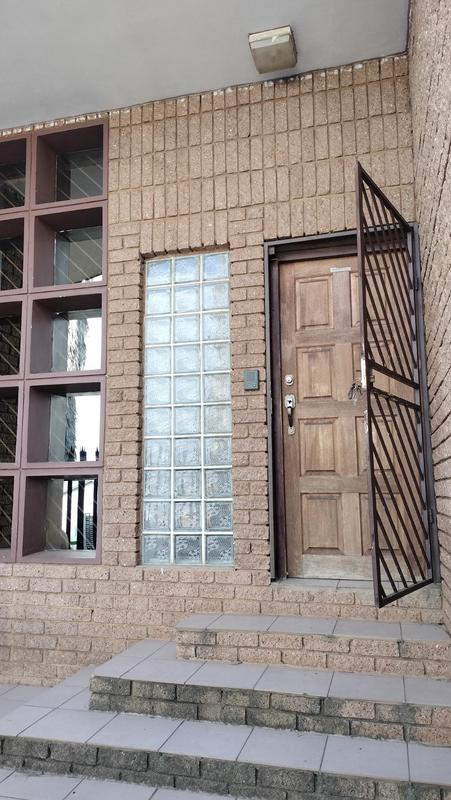 5 Bedroom Property for Sale in Crosby Gauteng