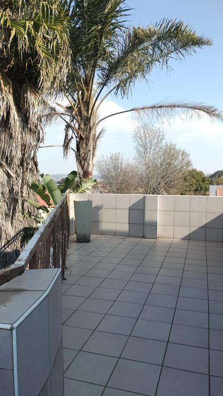 5 Bedroom Property for Sale in Crosby Gauteng