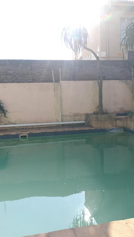 5 Bedroom Property for Sale in Crosby Gauteng