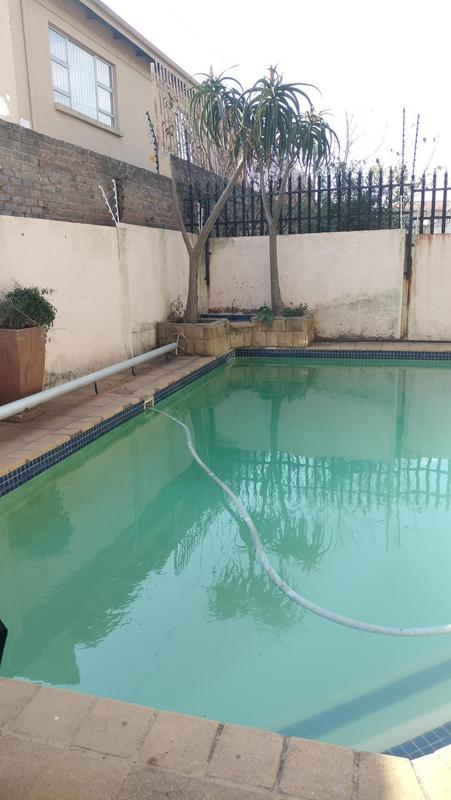 5 Bedroom Property for Sale in Crosby Gauteng