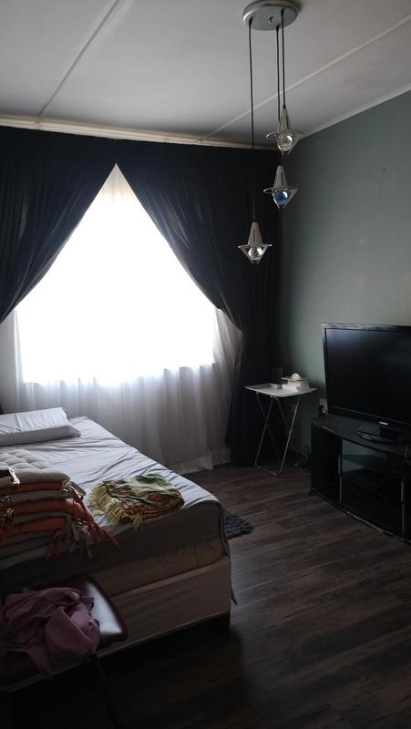 5 Bedroom Property for Sale in Crosby Gauteng