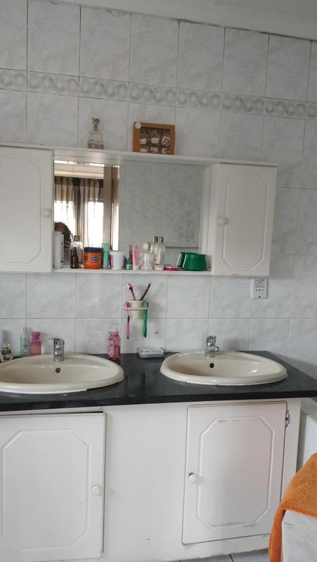 5 Bedroom Property for Sale in Crosby Gauteng