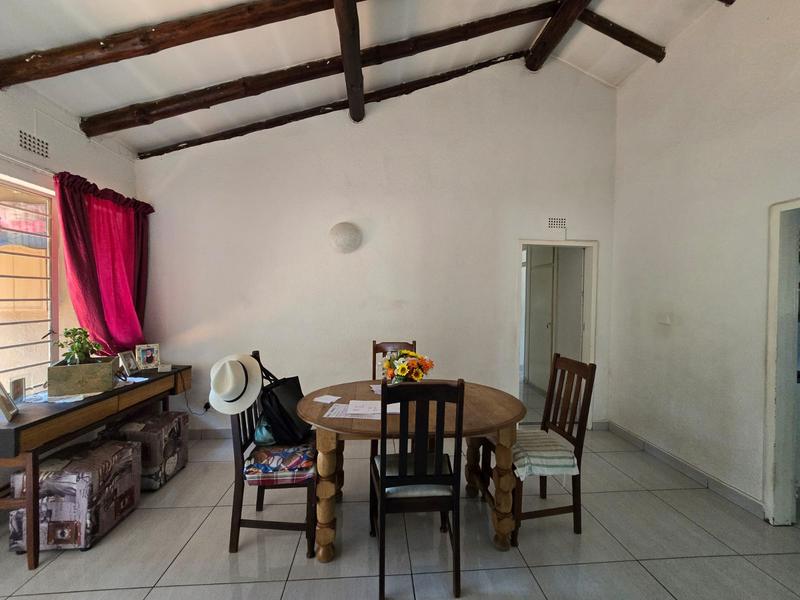 4 Bedroom Property for Sale in Verwoerdpark Gauteng