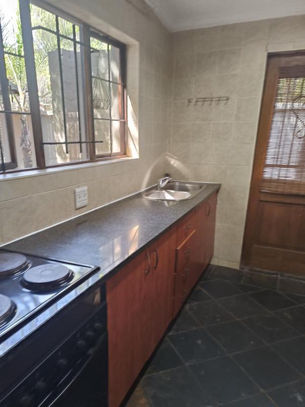 To Let 2 Bedroom Property for Rent in Lynnwood Glen Gauteng