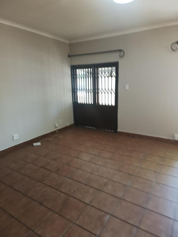 To Let 2 Bedroom Property for Rent in Lynnwood Glen Gauteng