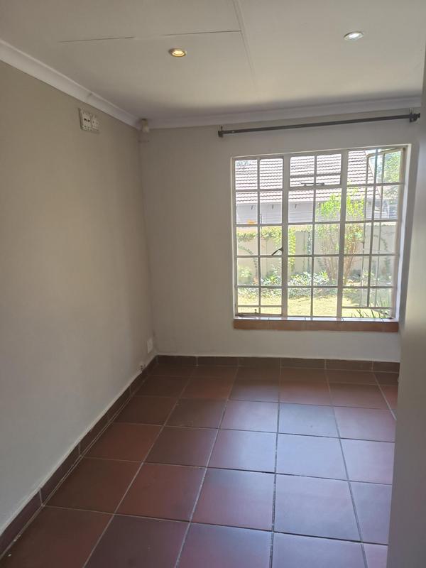 To Let 2 Bedroom Property for Rent in Lynnwood Glen Gauteng