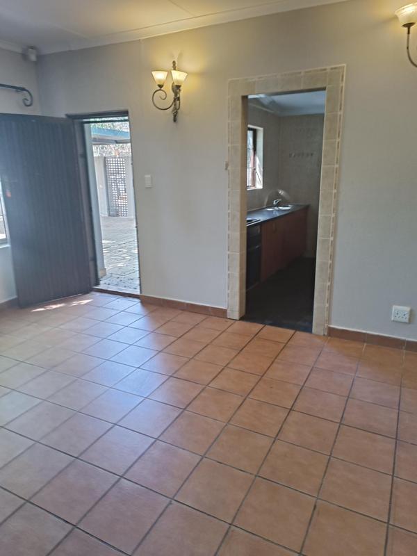 To Let 2 Bedroom Property for Rent in Lynnwood Glen Gauteng