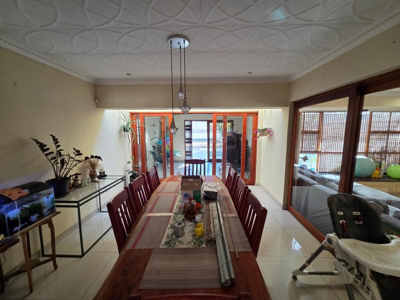 To Let 4 Bedroom Property for Rent in Buccleuch Gauteng