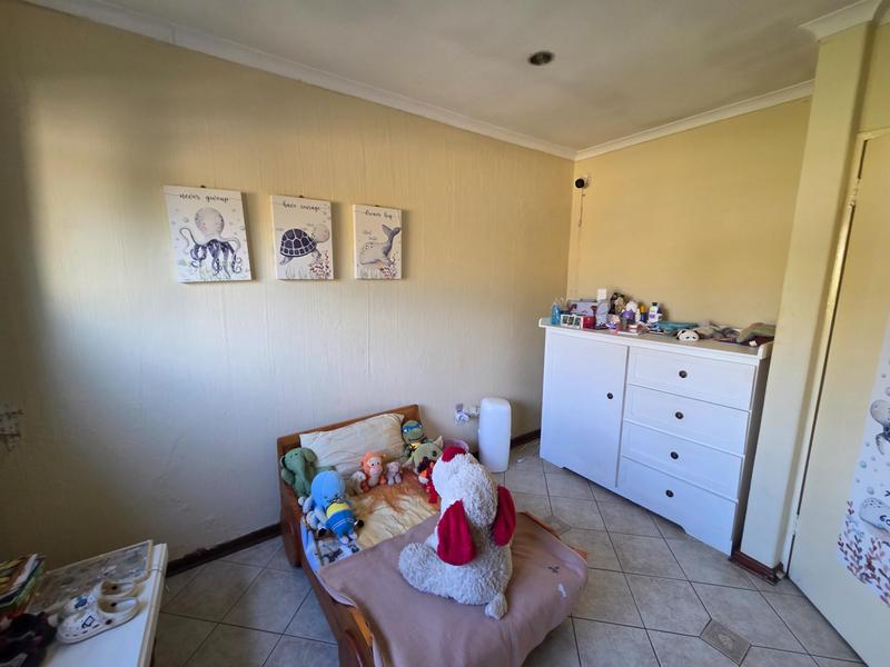 To Let 4 Bedroom Property for Rent in Buccleuch Gauteng