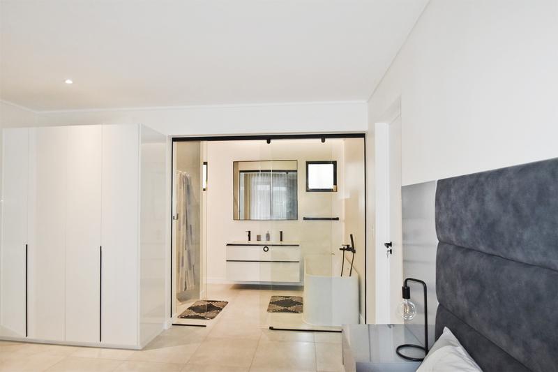 To Let 2 Bedroom Property for Rent in Hyde Park Gauteng