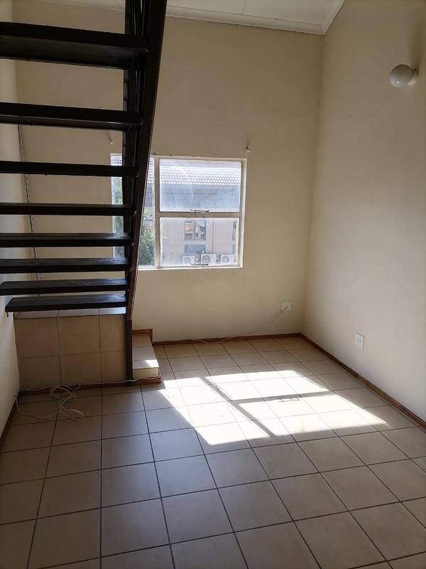 1 Bedroom Property for Sale in Kempton Park Gauteng