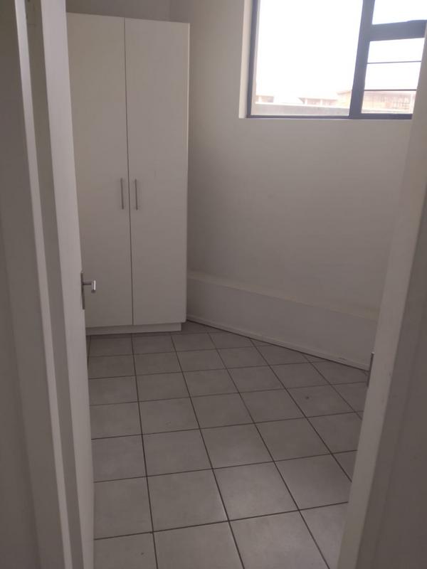 2 Bedroom Property for Sale in Florida Gauteng