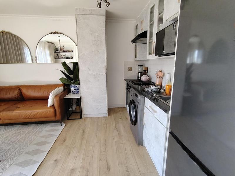 1 Bedroom Property for Sale in Kosmosdal Gauteng
