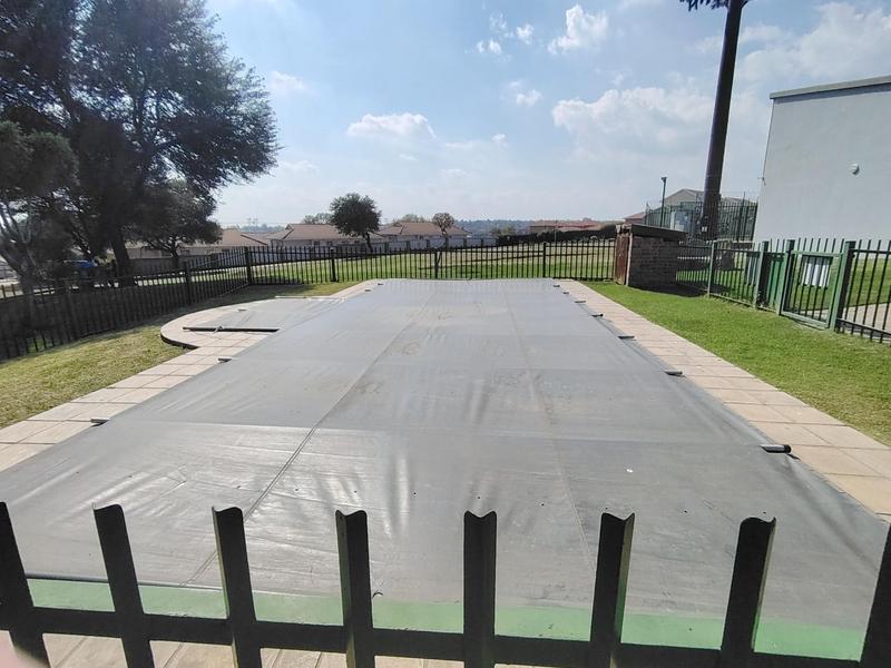 1 Bedroom Property for Sale in Kosmosdal Gauteng