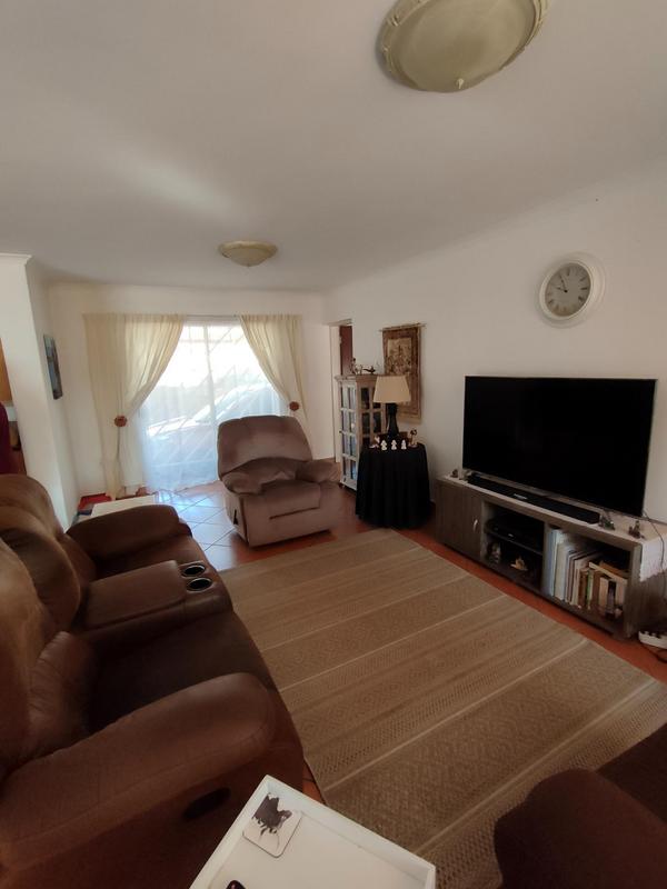 To Let 4 Bedroom Property for Rent in Rooihuiskraal North Gauteng