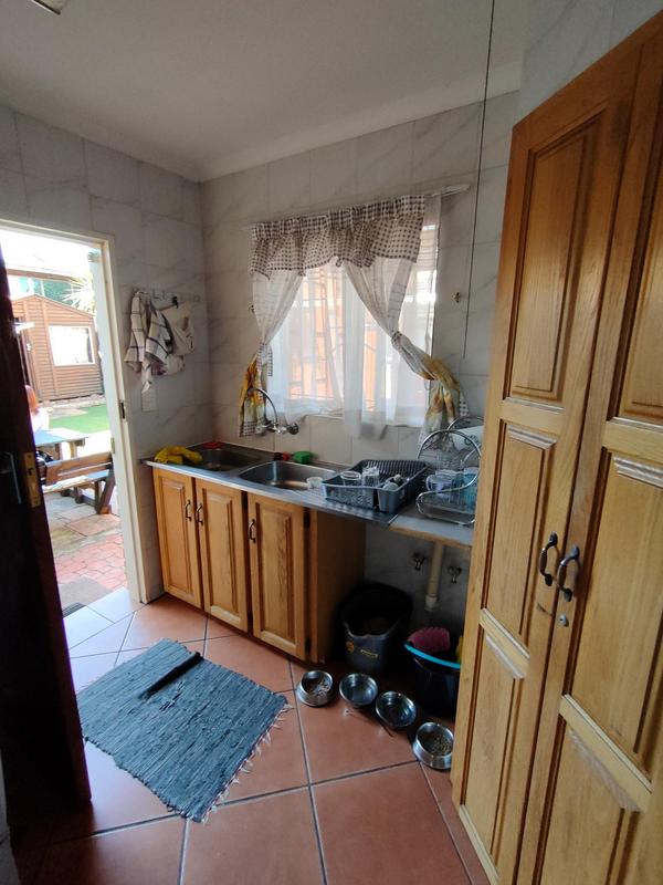 To Let 4 Bedroom Property for Rent in Rooihuiskraal North Gauteng