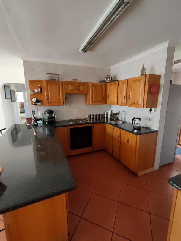 To Let 4 Bedroom Property for Rent in Rooihuiskraal North Gauteng