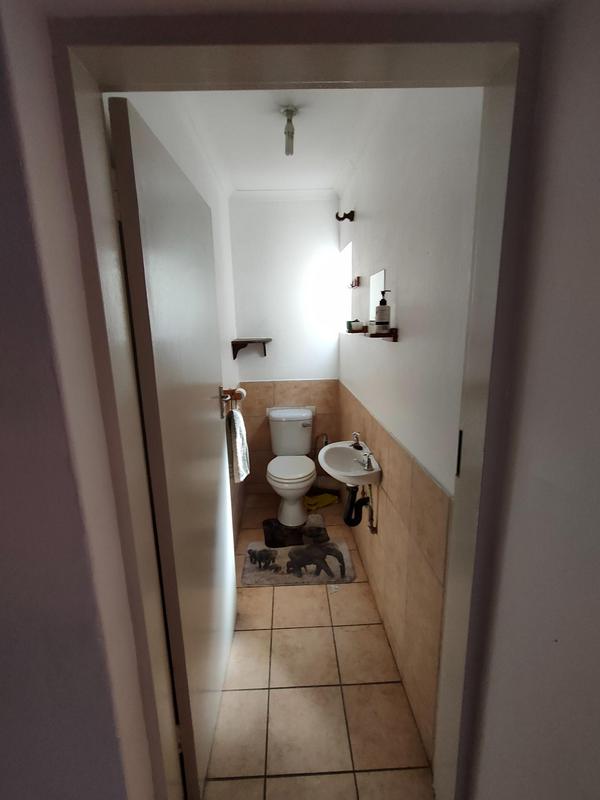 To Let 4 Bedroom Property for Rent in Rooihuiskraal North Gauteng