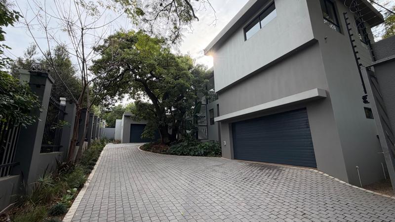 4 Bedroom Property for Sale in Bryanston East Gauteng