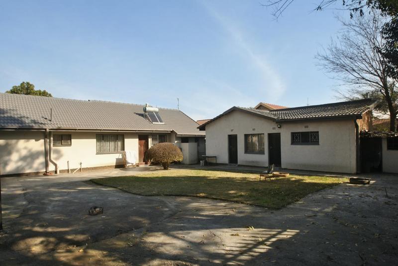 3 Bedroom Property for Sale in Lenasia South Gauteng