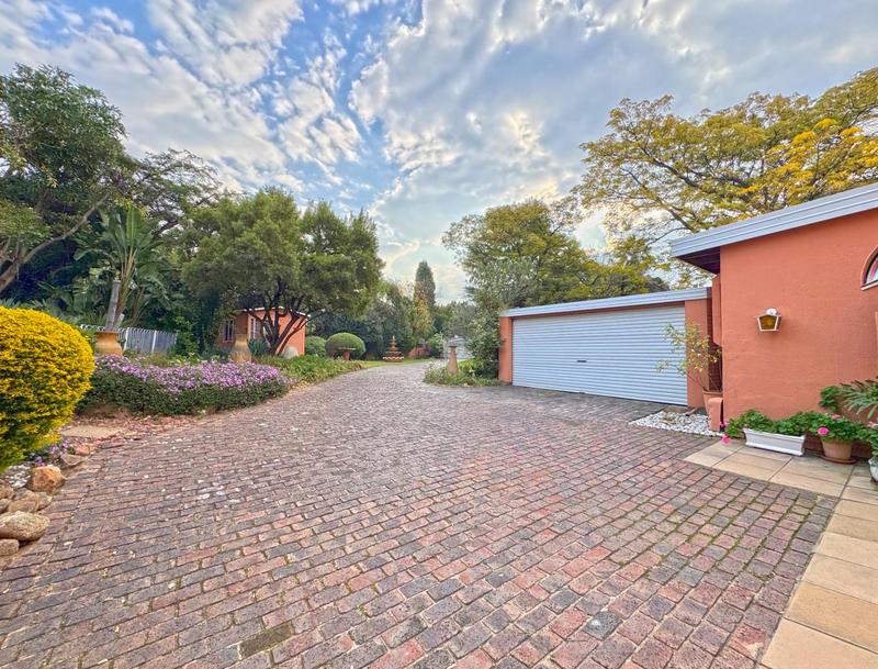 3 Bedroom Property for Sale in Weltevreden Park Gauteng