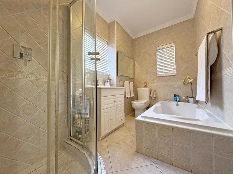3 Bedroom Property for Sale in Weltevreden Park Gauteng