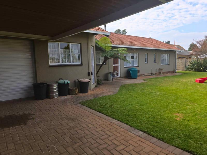 3 Bedroom Property for Sale in Terenure Gauteng