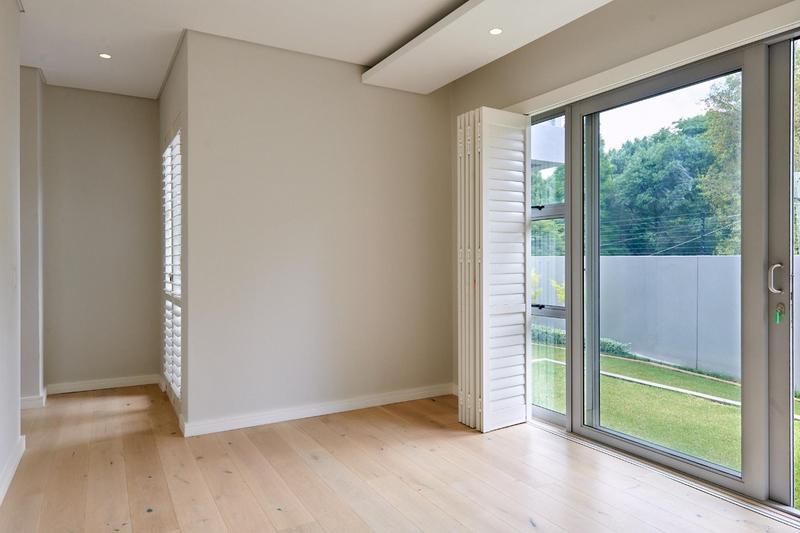 To Let 4 Bedroom Property for Rent in Hyde Park Gauteng