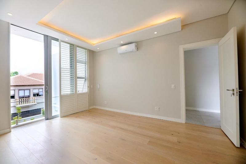 To Let 4 Bedroom Property for Rent in Hyde Park Gauteng