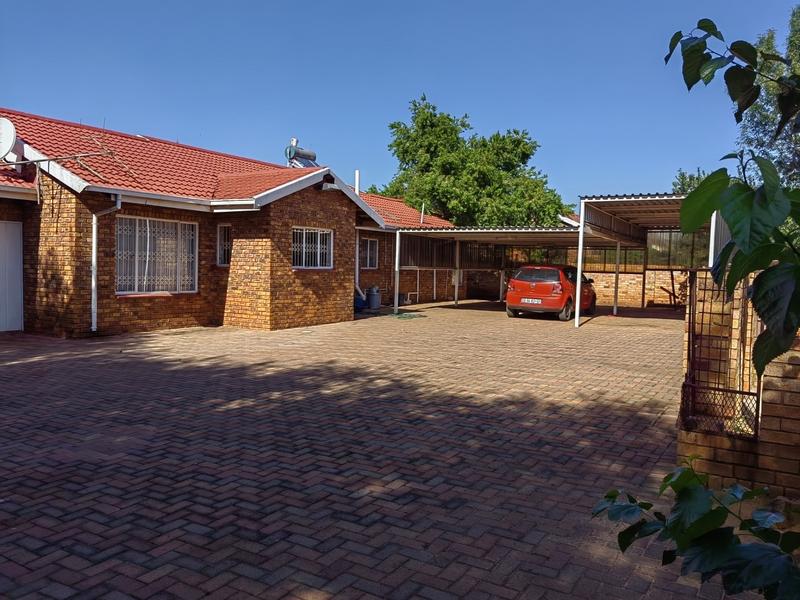 To Let 3 Bedroom Property for Rent in Ennerdale Gauteng
