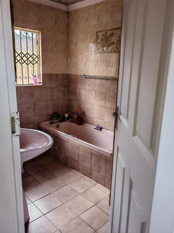 To Let 3 Bedroom Property for Rent in Ennerdale Gauteng