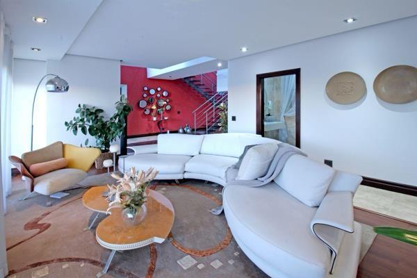To Let 4 Bedroom Property for Rent in Bedfordview Gauteng