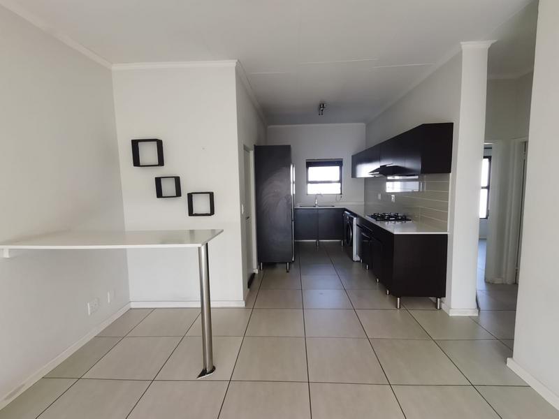 To Let 2 Bedroom Property for Rent in Greenstone Hill Gauteng