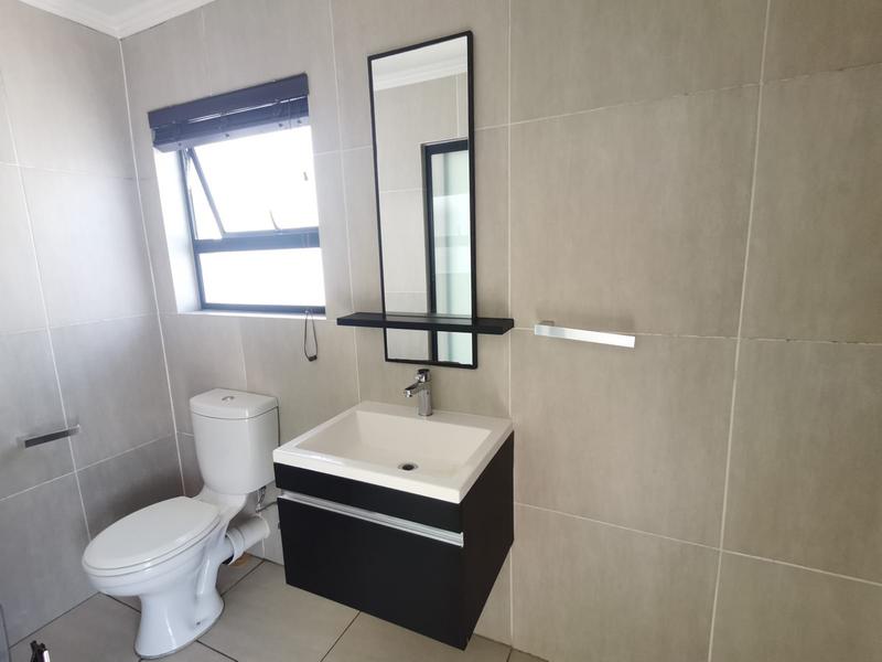 To Let 2 Bedroom Property for Rent in Greenstone Hill Gauteng