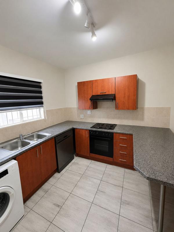 To Let 2 Bedroom Property for Rent in Greenstone Hill Gauteng